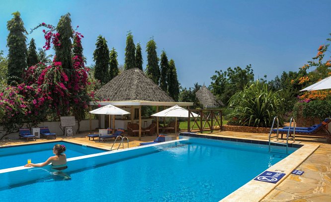 Sultan Sands Island Resort