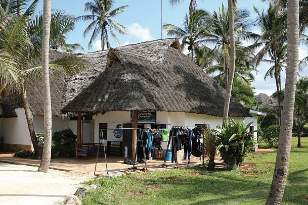 Sultan Sands Island Resort