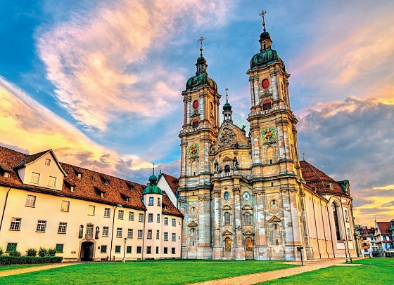 Große Bahnrundreise zwischen Alpen und Dolce Vita - Stiftskirche und Kathedrale St. Gallen