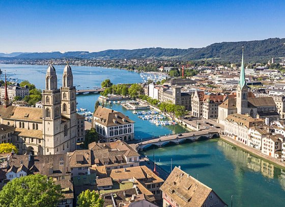 Filmreise Schweiz - Drehorte hautnah erleben - Zürich
