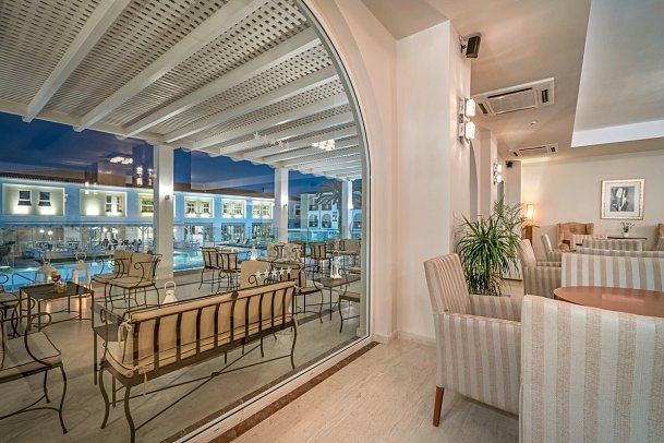 Zante Park Resort & Spa