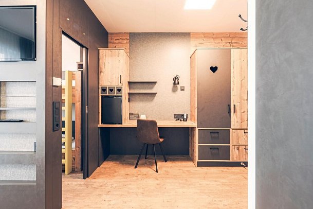 Samerhof - Wohnbeispiel Alpin Familiensuite (FS) (Zimmercodierung WI1)