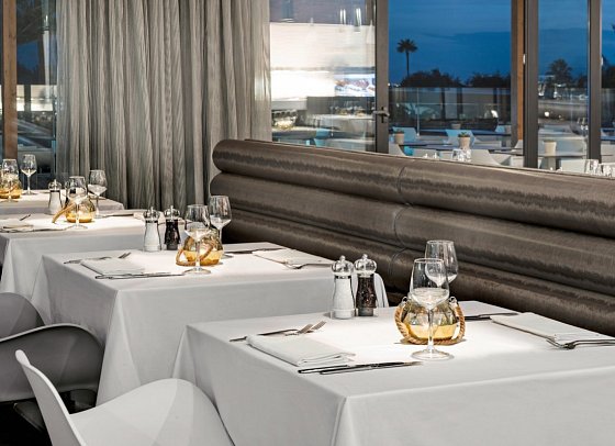 Elba Lanzarote Premium Suites