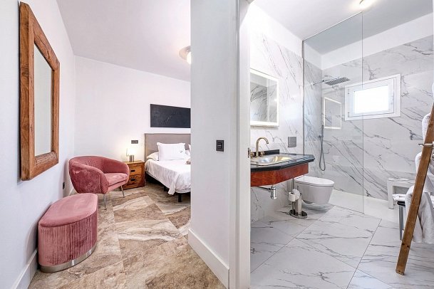 Casa Serena 10 - Wohnbeispiel Juniorsuite Meerblick (Zimmercodierung JBM)