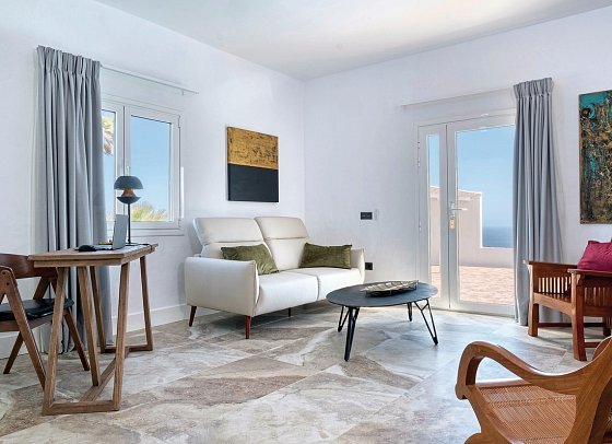 Casa Serena 10 - Wohnbeispiel Juniorsuite Meerblick (Zimmercodierung JBM)