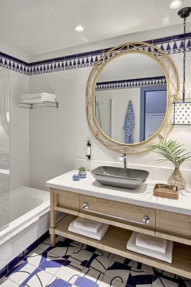 Seaside Los Jameos - Badbeispiel Doppelzimmer Typ A/Familienzimmer (Zimmercodierungen DB1, DC1 & FB1)