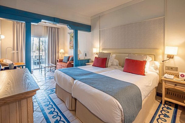 LIVVO Volcán Lanzarote - Wohnbeispiel Doppelzimmer Pool- oder Gartenblick (Zimmercodierungen DBG, D1G & DBP)