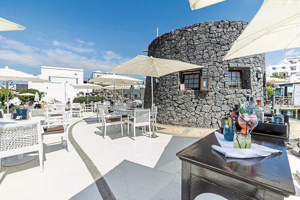 LIVVO Volcán Lanzarote - Snackbar Las Coloradas