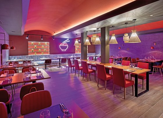 Gran Tagoro Family & Fun - Zona Castillo - Restaurant Oishii
