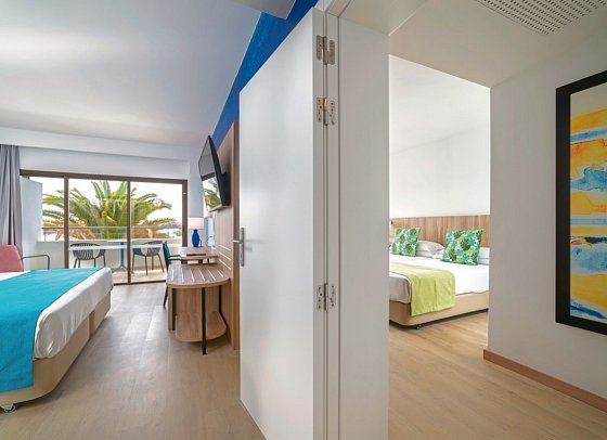 Costa Calero Thalasso & Spa - Wohnbeispiel Familienzimmer mit Verbindungstür (Zimmercodierung FV1)