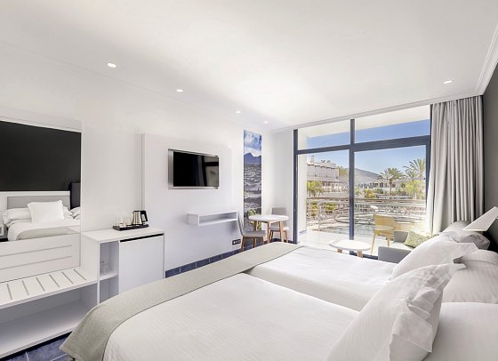 Mirador Papagayo by LIVVO - Wohnbeispiel Doppelzimmer Poolblick (Zimmercodierung DBP)