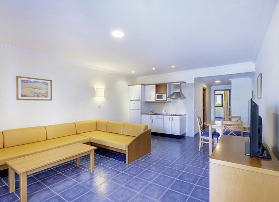 Mirador Papagayo by LIVVO - Wohnbeispiel Familienzimmer (Zimmercodierung FB1)