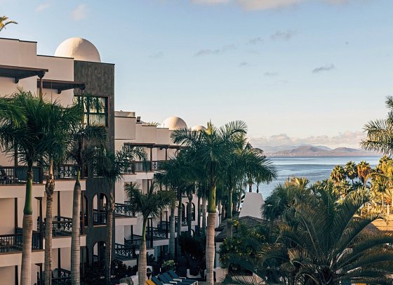 Princesa Yaiza Suite Hotel Resort