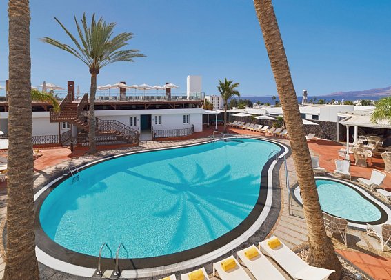 Plus Fariones Apartamentos