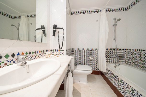 Plus Fariones Apartamentos