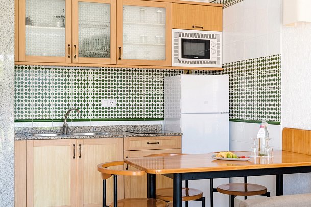 Plus Fariones Apartamentos