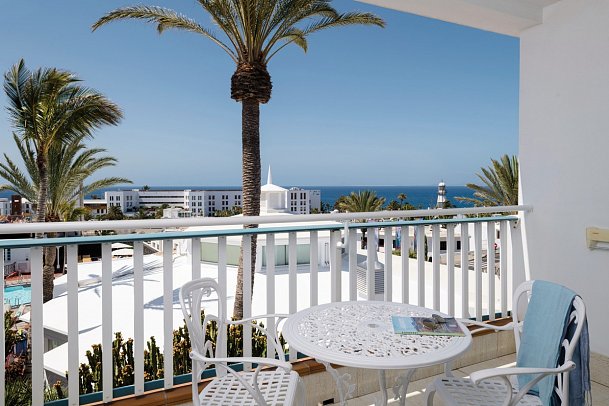 Plus Fariones Apartamentos