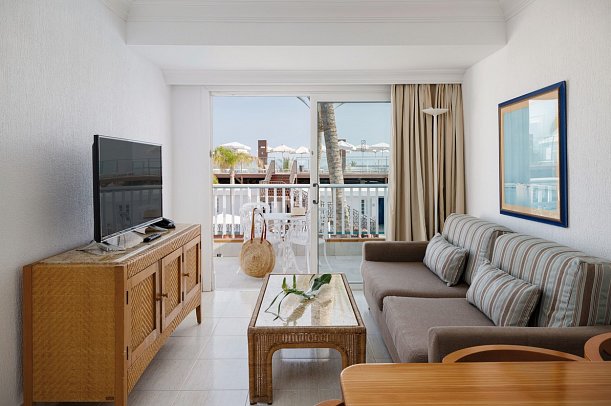 Plus Fariones Apartamentos