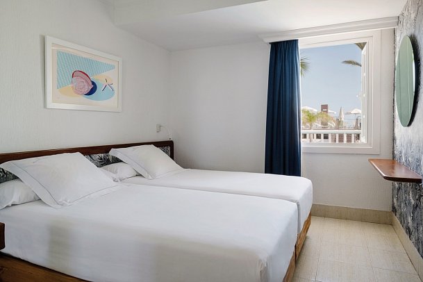 Plus Fariones Apartamentos