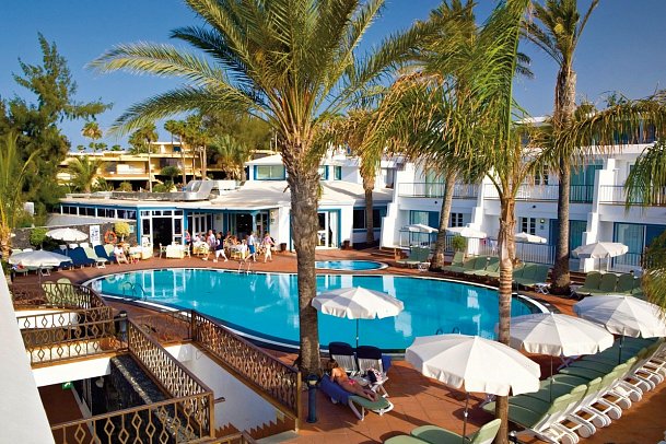 Plus Fariones Apartamentos