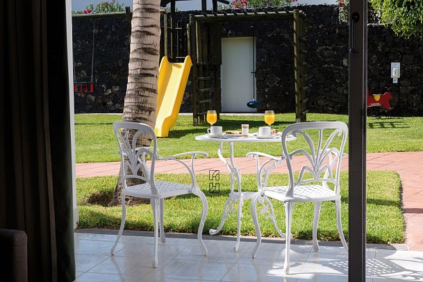 Plus Fariones Apartamentos