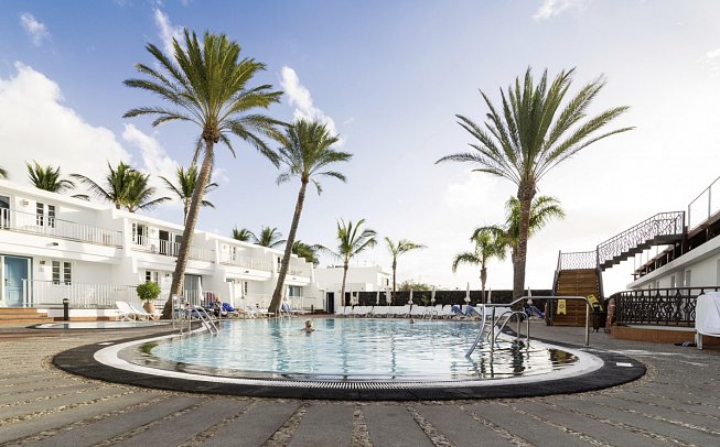 Plus Fariones Apartamentos