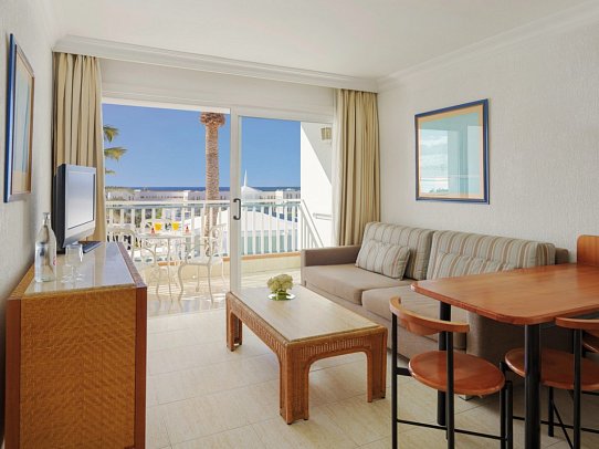 Plus Fariones Apartamentos