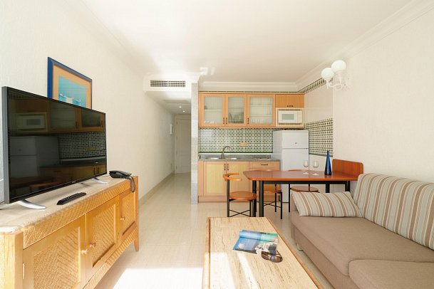 Plus Fariones Apartamentos