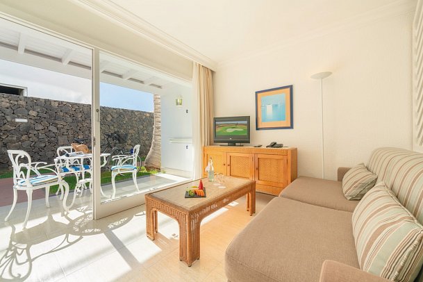 Plus Fariones Apartamentos