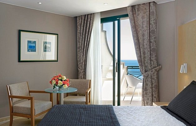 Hipotels Natura Palace - Wohnbeispiel Doppelzimmer seitl. Meerblick (Zimmercodierungen DGN & D1N)