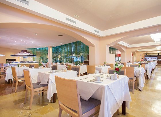 Hipotels Natura Palace