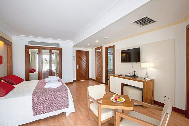 Hipotels La Geria - Wohnbeispiel Doppelzimmer Meerblick (Zimmercodierung DBM)
