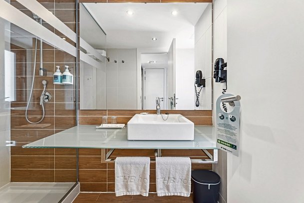 THB Lanzarote Beach - Wohnbeispiel Doppelzimmer Meerblick (Bad) (Zimmercodierung DBM)