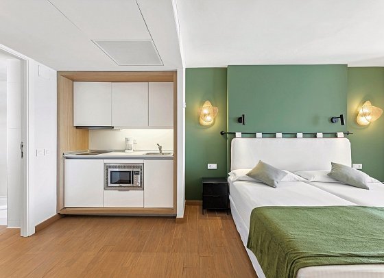 THB Lanzarote Beach - Wohnbeispiel Familienzimmer Meerblick (Zimmercodierungen FBM & F1M)