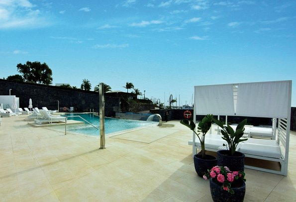 Royal Marina Suites Boutique Hotel