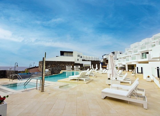Royal Marina Suites Boutique Hotel