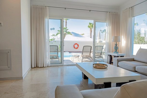 Villas Alondra - Wohnbeispiel Villa Classic mit Privatpool (Zimmercodierung VB1)