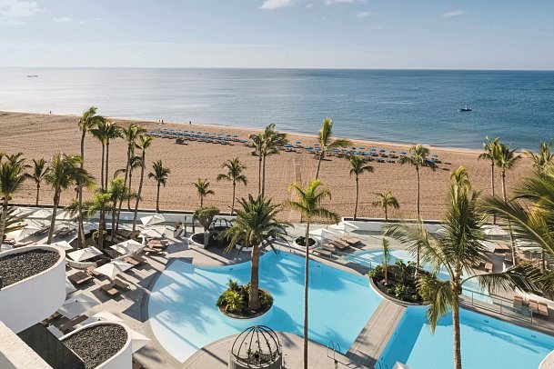 Plus Fariones Suite Hotel