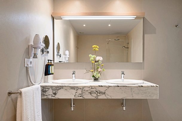 Plus Fariones Suite Hotel