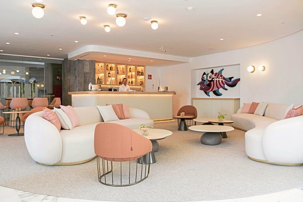 Plus Fariones Suite Hotel