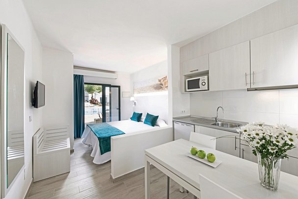 THB Flora - Wohnbeispiel Studio Superior (Zimmercodierung SS1)