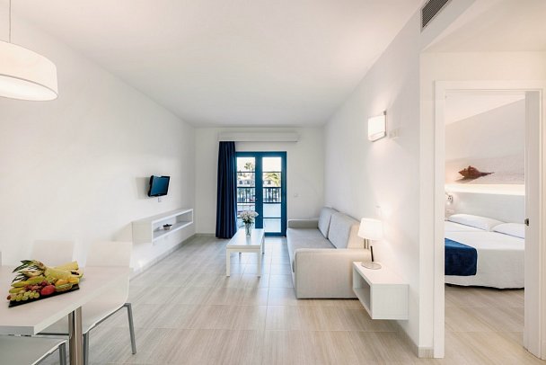 THB Tropical Island - Wohnbeispiel Apt.1 Schlafzimmer Premium (Zimmercodierungen AM1, AH1 & AMP)