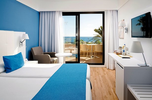 Alexandre Grand Teguise Playa - Wohnbeispiel Doppelzimmer Meerblick 1.-3. Etage (Zimmercodierung DBM)