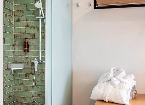 Alexandre Grand Teguise Playa - Wohnbeispiel Suite Club Teguise EG oder 1. Etage (Bad) (Zimmercodierung WL1)