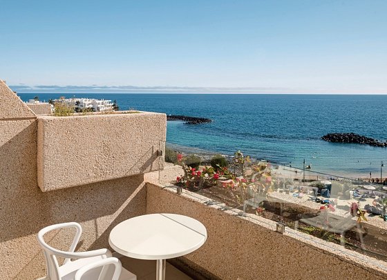 Alexandre Grand Teguise Playa - Wohnbeispiel Doppelzimmer Meerblick 1.-3. Etage (Zimmercodierung DBM)