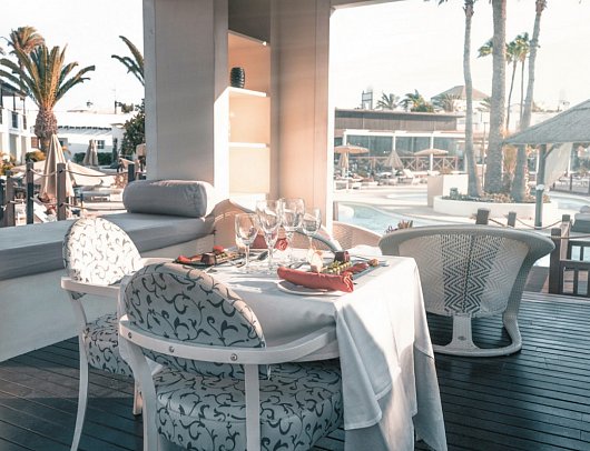 H10 White Suites Boutique