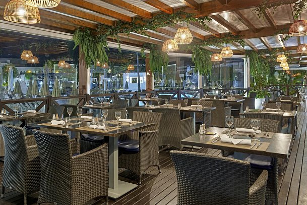 H10 White Suites Boutique - Restaurant Bamboo