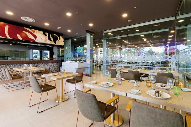 HD Beach Resort & Spa