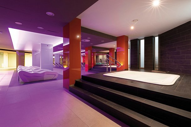 HD Beach Resort & Spa