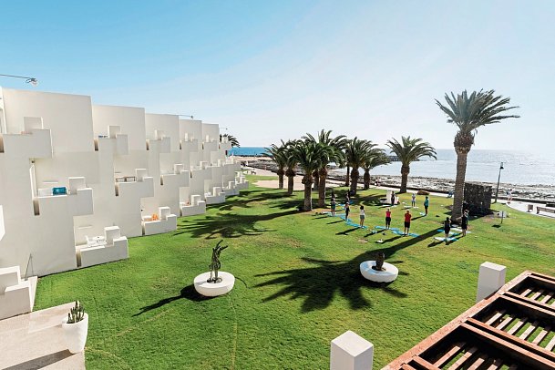 HD Beach Resort & Spa